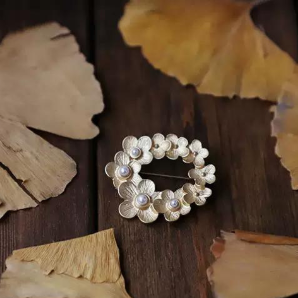 サークルフラワーレトロブローチ AU-441