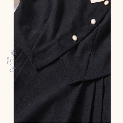 バイカラーと刺繍が映える上品プリーツワンピース《Z01207》