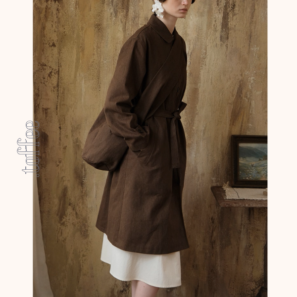 前合わせデザインのブラウンジャケット《Z01086》
