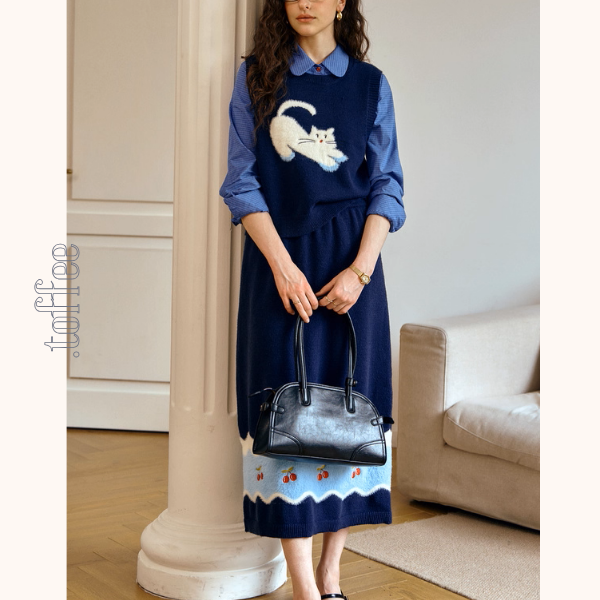 夢の上で跳ねる猫と小さな果実たちのセットアップ《Z01146》