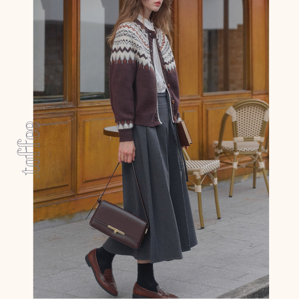 午後の街角とツイードプリーツスカート《Z01161》