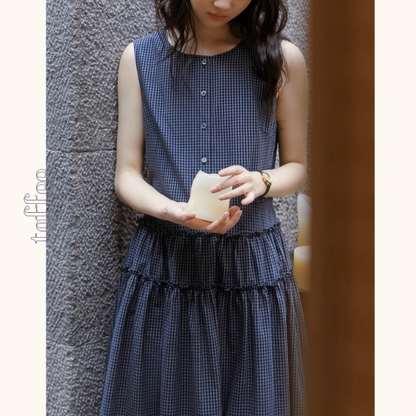 小さな格子のネイビーノースリーブワンピース《Z01089》
