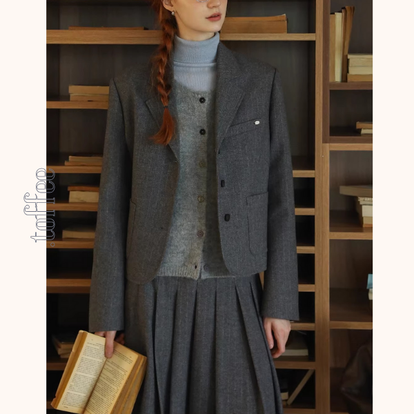 グレー×知的シルエットスーツジャケット《Z01320》