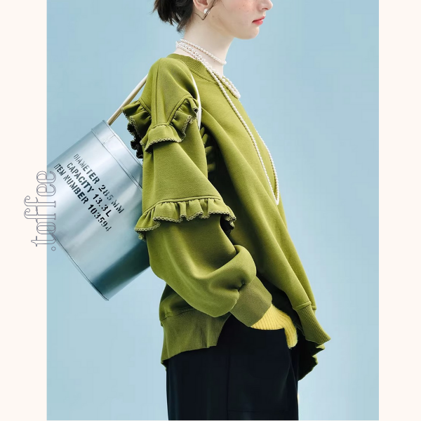 【2color】ティアード袖フリルの甘辛スウェット《Z01351》