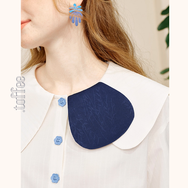 線画とレースが奏でる詩のシャツ《Z01138》