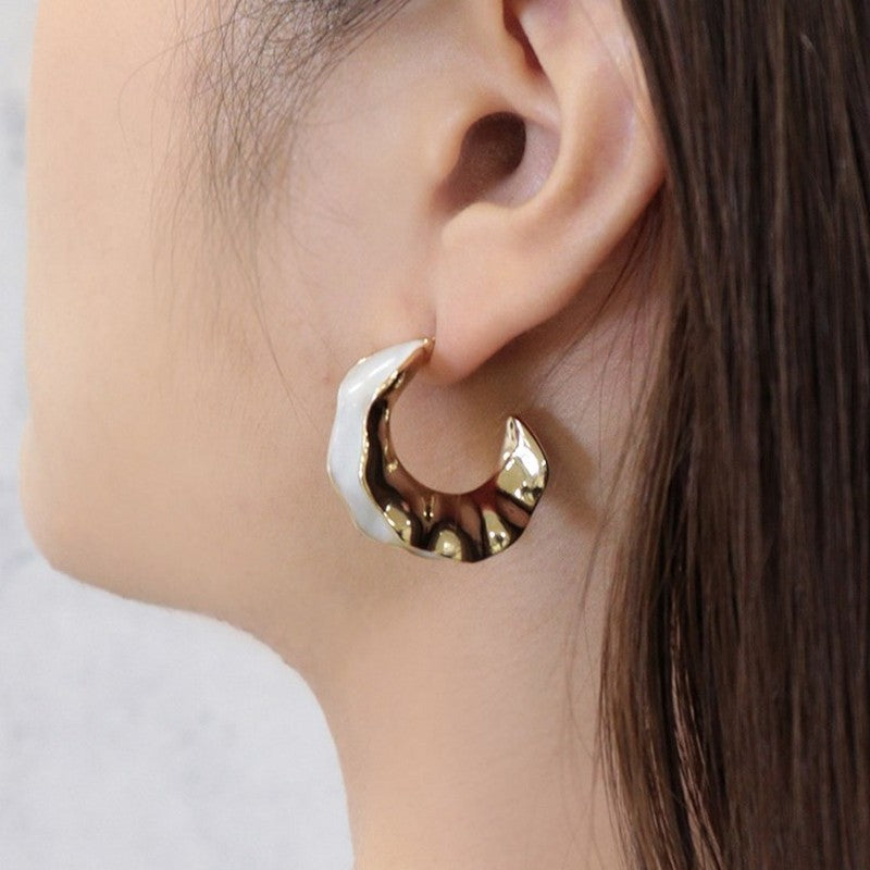 ミルキーカラー×メタルピアス