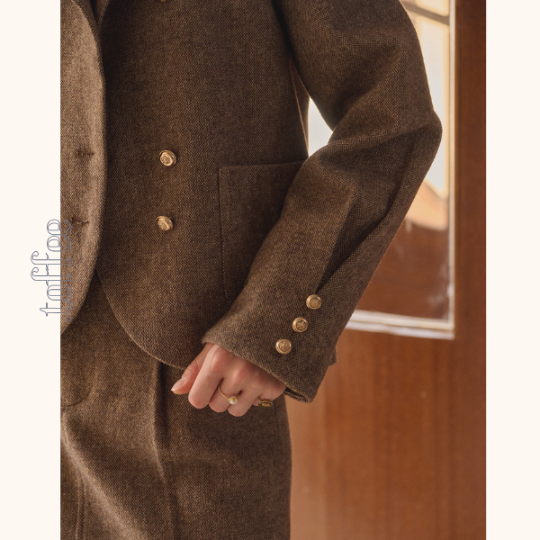 秋灯の街とクラシックツイードセット《Z01166》