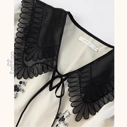 黒襟レトロフラワーの物語ワンピース《Z01088》