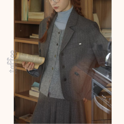 グレー×知的シルエットスーツジャケット《Z01320》