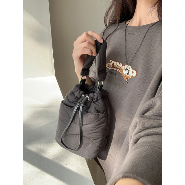 【4color】2wayストラップキルティングバケットバッグ X-443