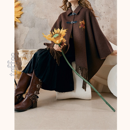 ひまわり刺繍のアートケープコート《Z01128》