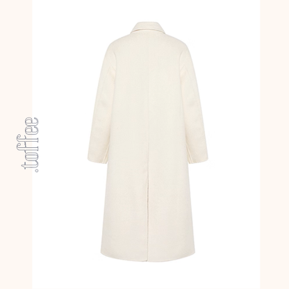 アイリス刺繍のアートボタンコート《Z01130》