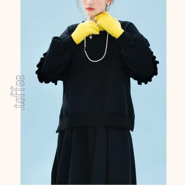 【2color】ティアード袖フリルの甘辛スウェット《Z01351》