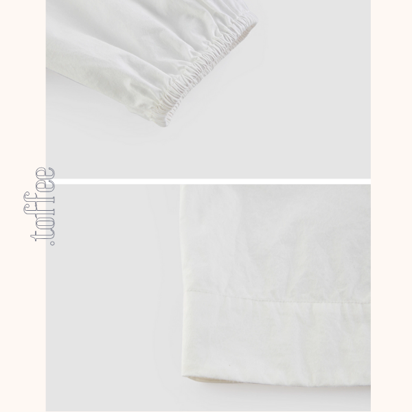 フリルネックとリボンのホワイトブラウス《Z01092》