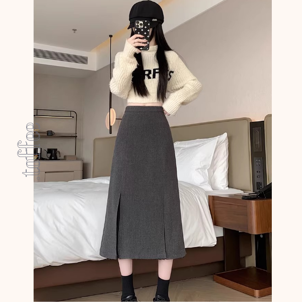 プリーツ重ねのミモレ丈ペンシルスカート《Z01338》