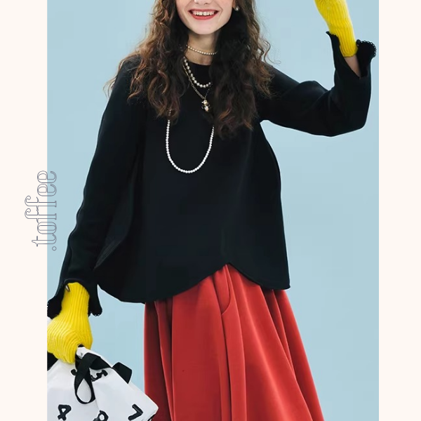 花びらカットのピコ刺繍スウェット《Z01357》