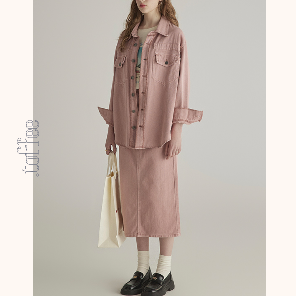 ピンクデニムジャケット＆ミモレ丈ストレートスカートセットアップ　《Z00776》