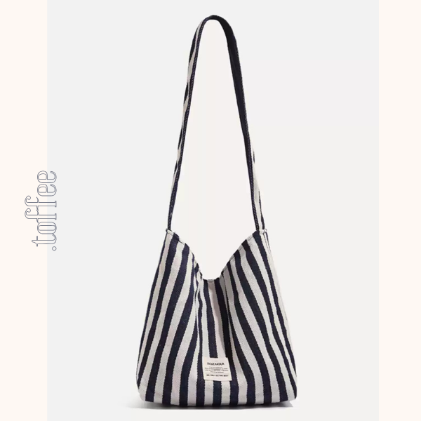 【2color】ストライプ柄×無地ロゴプリントキャンバスショルダーバッグ　《Z00803》