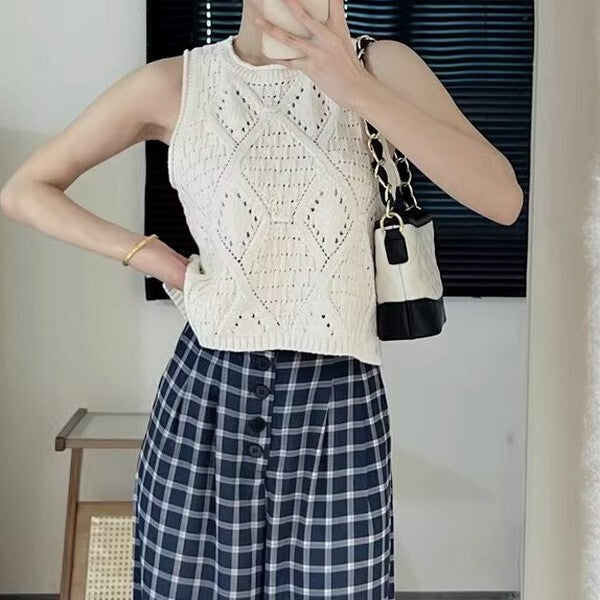 透かし編みノースリーブニットトップ Z00384
