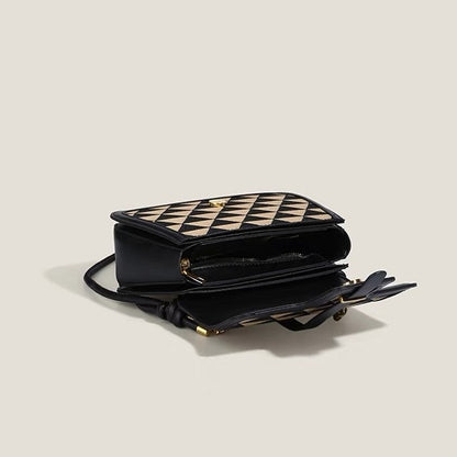 トライアングルプリントフラップメッセンジャーバッグ　AU-170