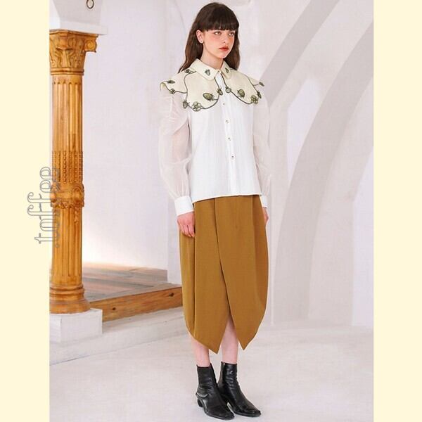 苺の植物画刺繍：ロマンティックケープ フェアリーブラウス C0161