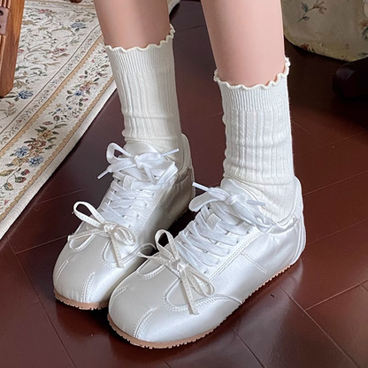 【4color】ラウンドトゥリボン付きレースアップスニーカー　Z00337