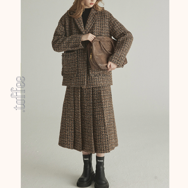 千鳥格子ツイードジャケット＆ロングプリーツスカートセットアップ　《Z00775》
