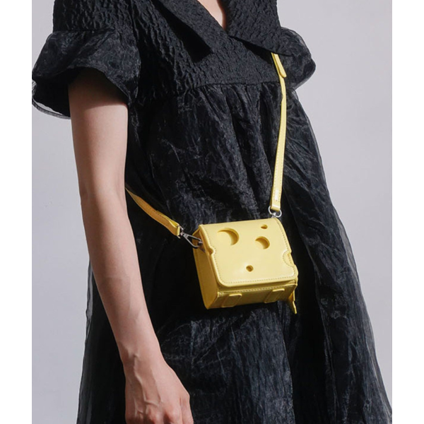 【３color】チーズシルエットスクエアショルダーバッグ AU-370