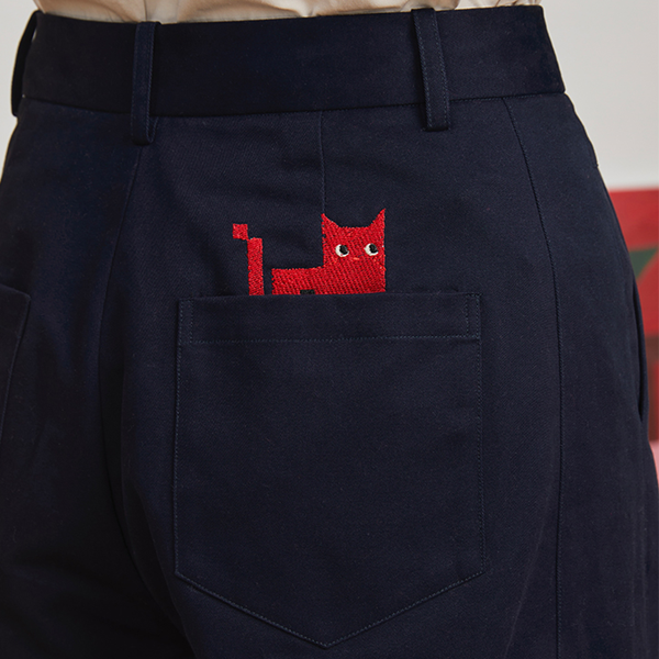 キャット刺繍コットンテーパードパンツ　《Z00697》