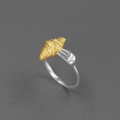 モーニングクロワッサンシルバーリング　Z00573