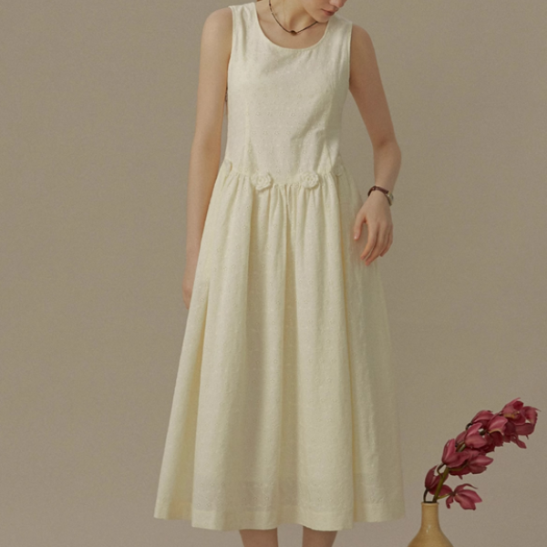 立体フラワー装飾ノースリーブワンピース《Z00828》