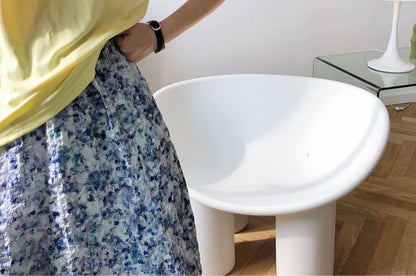 油絵のようなフラワー柄スカート