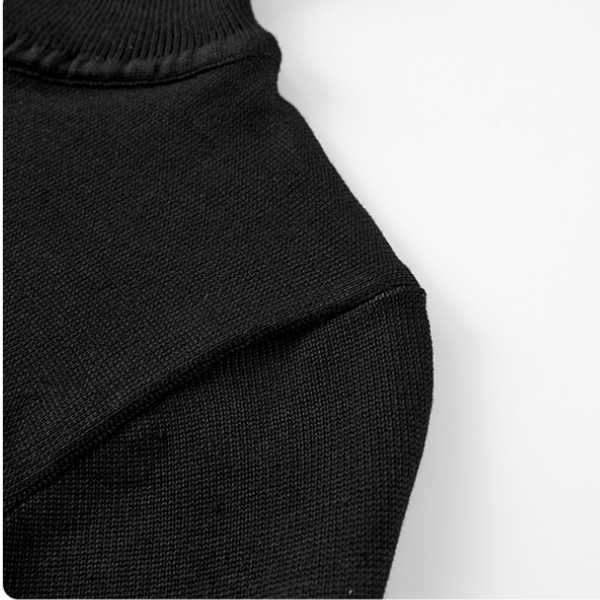 フリル付きAラインブラックワンピース X-485