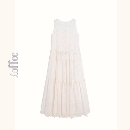 レース＆アイレット刺繍ロングティアードワンピース《Z00888》