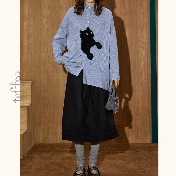 黒猫アップリケ付きストライプシャツ《Z01105》
