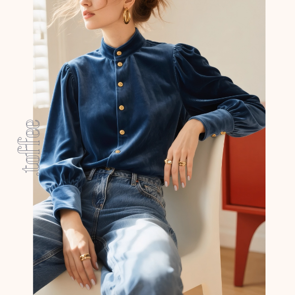 青の余韻と金のボタンの記憶《Z01165》