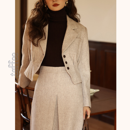 ショートテーラードジャケット＆ロングプリーツスカート セットアップ　《Z00773》