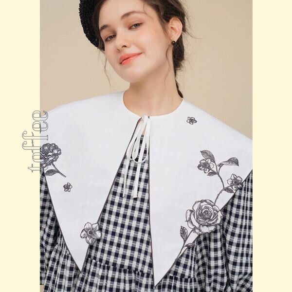 フレンチシックとモードの融合：ギンガムチェックのティアードワンピース 《C0211》