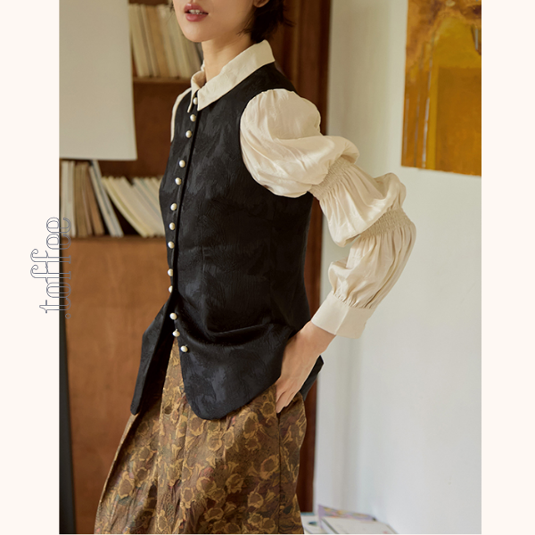 パフスリーブジャガードブラウス　《Z00808》