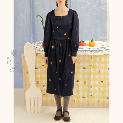 スクエアネック小花柄ワンピース　Z00580