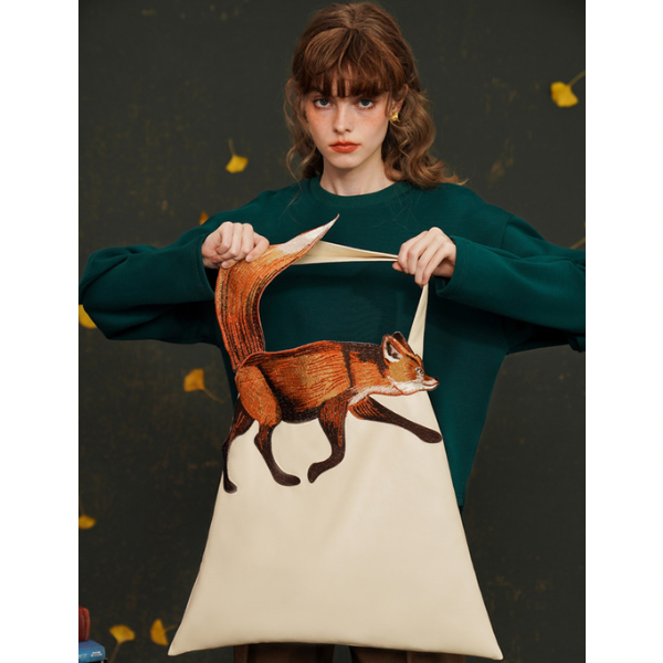 【２color】フォックス刺しゅうのバッグスリーブトップス AU-463