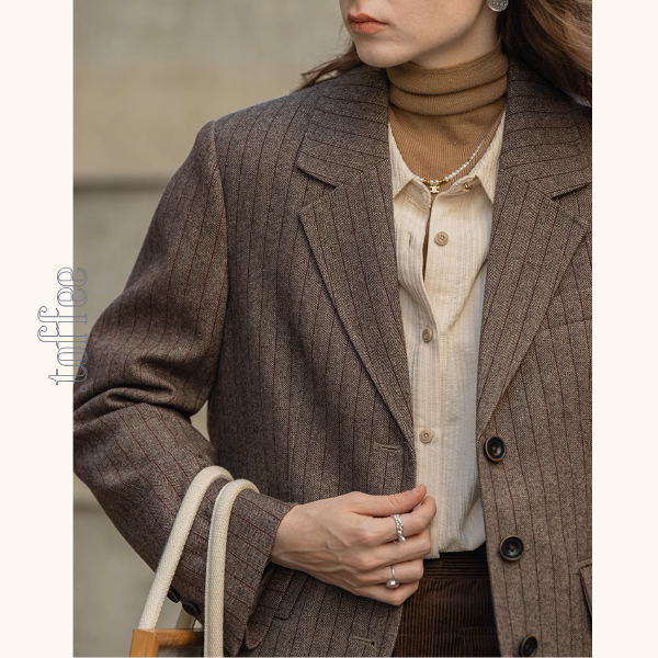 ストライプテーラードジャケット＆ロングプリーツスカートセットアップ《Z00865》