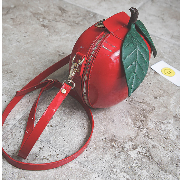 アップルフォルムメッセンジャーバッグ　AU-134