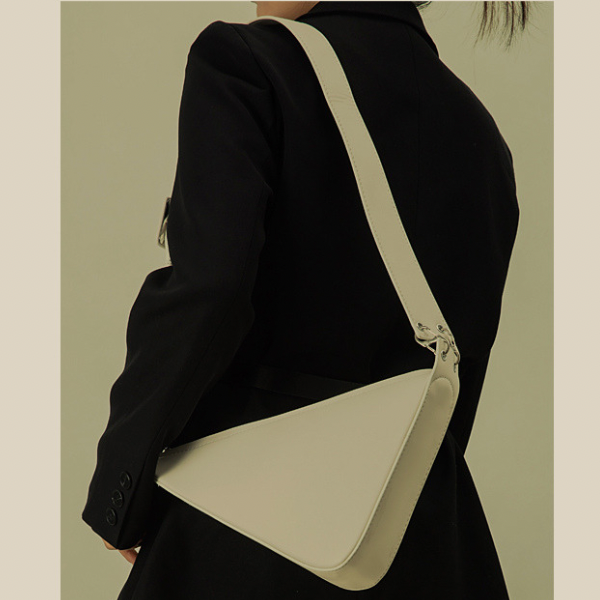 【5color】トライアングルショルダーバッグ X-282