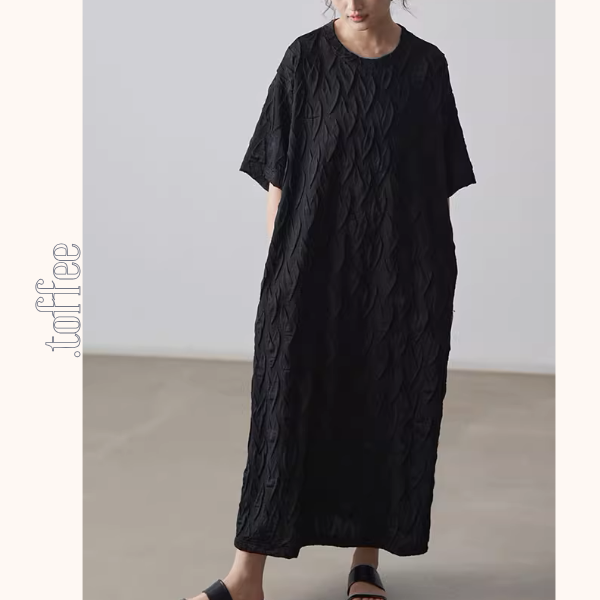 ラウンドネックロングブラックワンピース《Z00996》