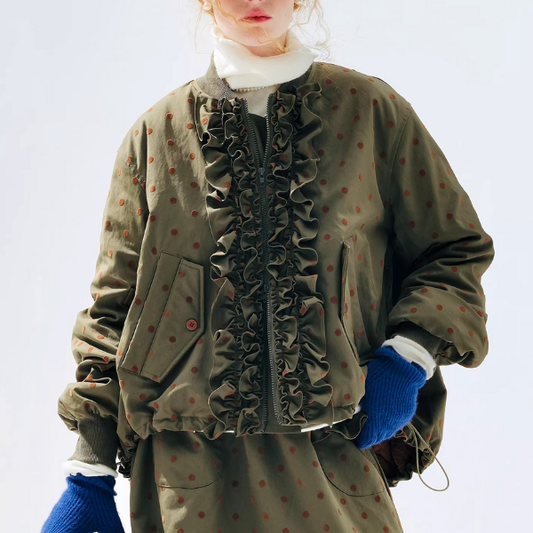 【2color】ドット柄フリルのバルーン裾キルティングジャケット《Z01360》