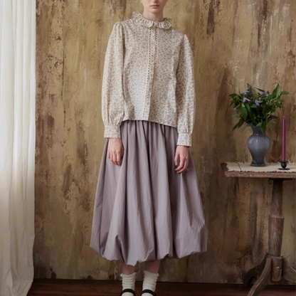 小花柄とフリル襟のクラシカルブラウス《Z01085》