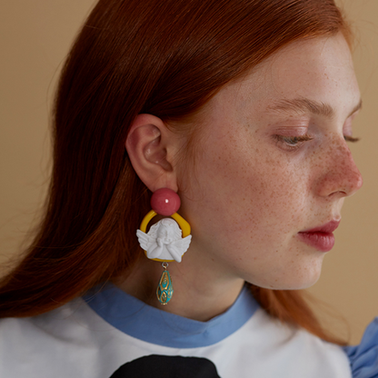 【2pattern】エンジェルモチーフドロップイヤーアクセサリー　《Z00797》