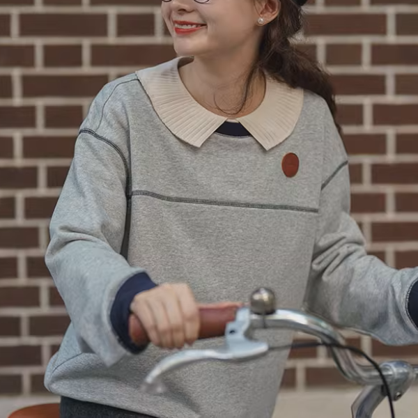 静かな午後とピンタック襟のブラウス《Z01159》