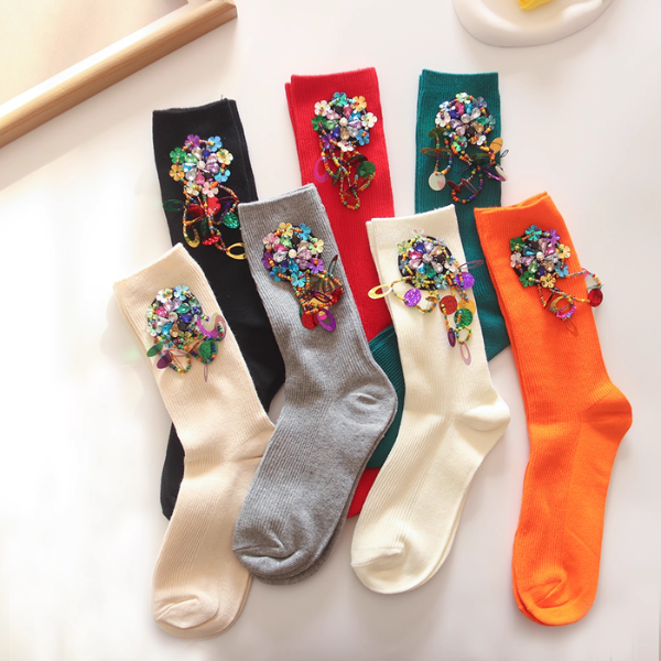 ビジュー刺繍が華やぐ5色ソックスセット《Z01118》